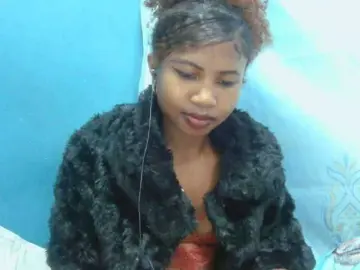 Sylvia6  live sex cam