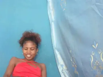 Sylvia6  live sex cam