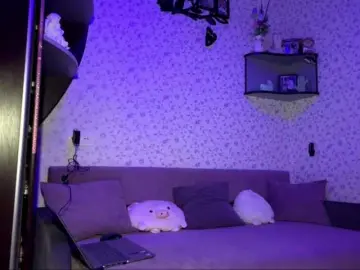 TinyVelour  live sex cam