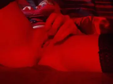 Veloria11  live sex cam