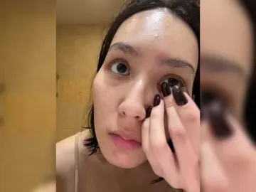 Kisik258  live sex cam