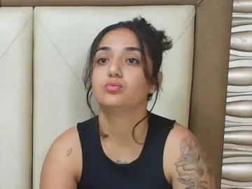 Morgansmith22  live sex cam