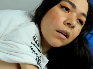 Brianna20  live sex cam