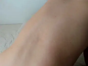 Brianna20  live sex cam