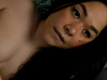 Brianna20  live sex cam