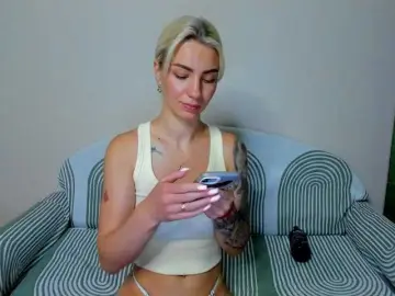 Gaichka  live sex cam