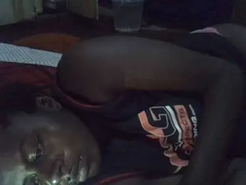 Lavella  live sex cam