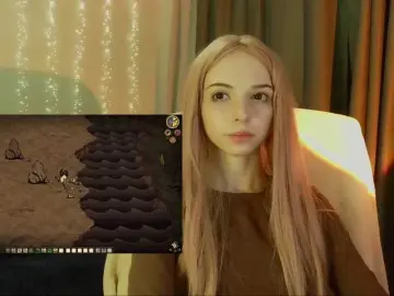 Niiikka  live sex cam