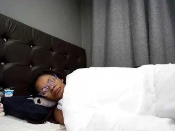 Ntombie  live sex cam