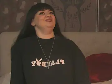 VeronaNoct  live sex cam