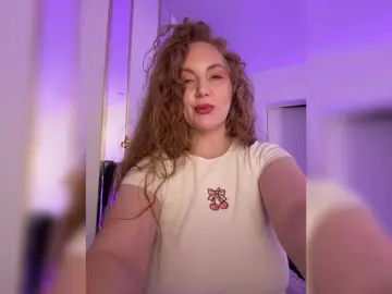 Cherryygirl  live sex cam