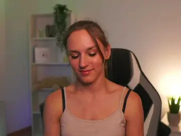 Kellycutie18  live sex cam