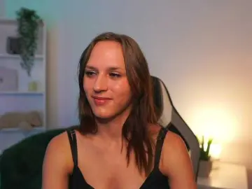 Kellycutie18  live sex cam