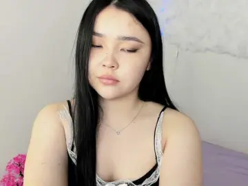 Kitsune-luu  live sex cam