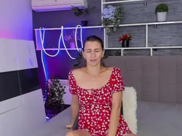 ChristyBrooks  live sex cam
