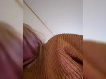 DeviousAngel  live sex cam