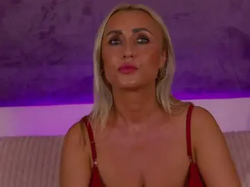 DeviousAngel  live sex cam