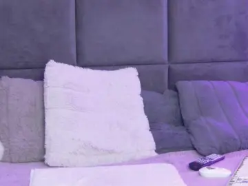 DeviousAngel  live sex cam