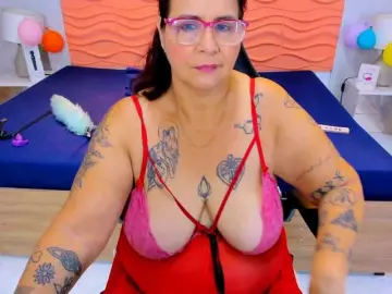 LauraRiley  live sex cam