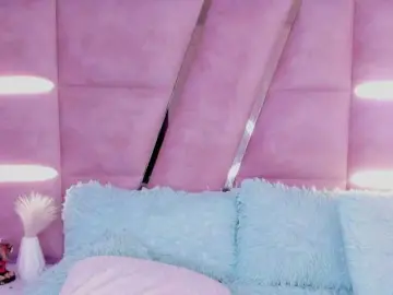 Laurenbrithe  live sex cam