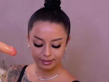 LucyKarson  live sex cam