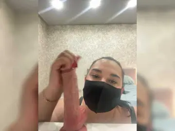 MissKisss  live sex cam