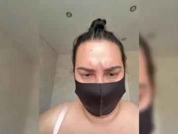 MissKisss  live sex cam
