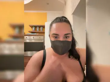 MissKisss  live sex cam