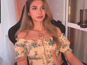 Blue-Berry-  live sex cam