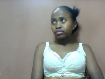 Clarah1  live sex cam