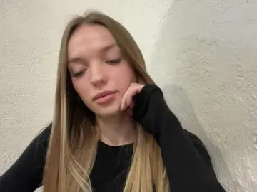 JenniLichtenstein  live sex cam