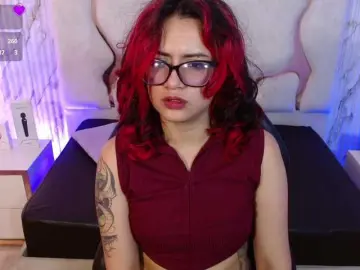 Kristen-tay  live sex cam