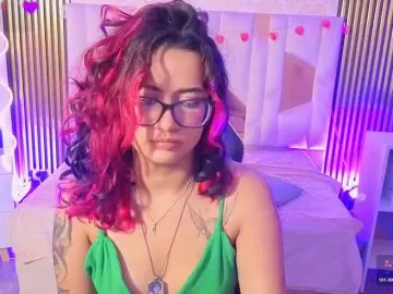 Kristen-tay  live sex cam