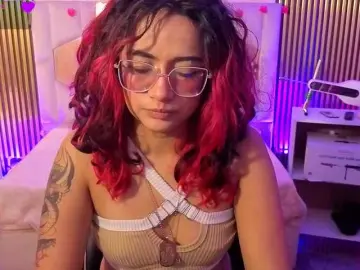 Kristen-tay  live sex cam