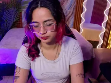 Kristen-tay  live sex cam