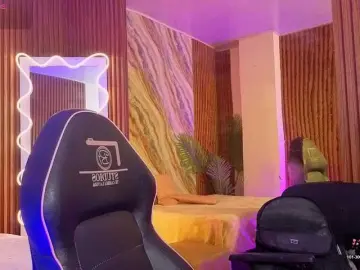 Kristen-tay  live sex cam