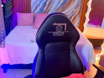 Kristen-tay  live sex cam