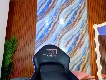 Kristen-tay  live sex cam