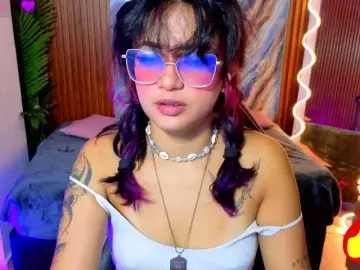 Kristen-tay  live sex cam