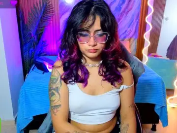 Kristen-tay  live sex cam