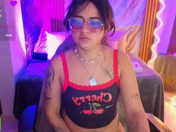 Kristen-tay  live sex cam