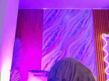 Kristen-tay  live sex cam