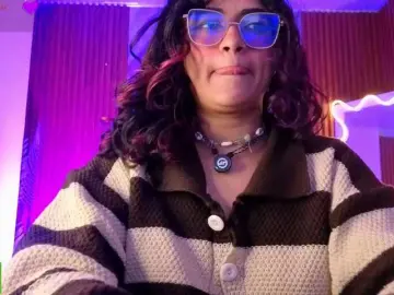 Kristen-tay  live sex cam