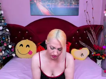 Sensualass77  live sex cam