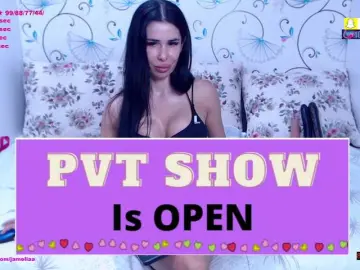 SpicyBrunnete  live sex cam