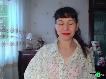 Caroliiine  live sex cam