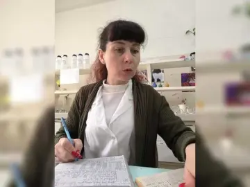 Caroliiine  live sex cam