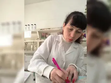 Caroliiine  live sex cam