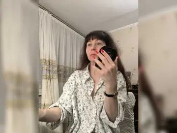 Caroliiine  live sex cam