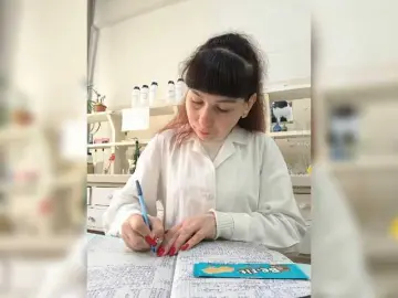 Caroliiine  live sex cam